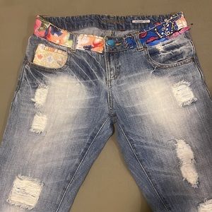 DESIGUAL Distressed Straight Fit w turquoise color button closing Jeans  29”